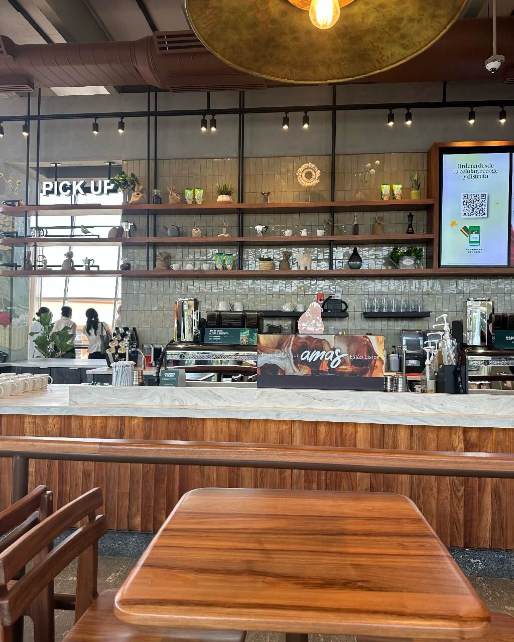 Casa de las Sirenas by Starbucks